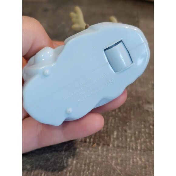 Disney McDonalds 2019 sven frozen reindeer toy figure - Picture 5 of 5